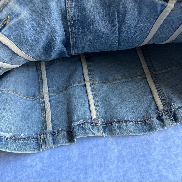 Women’s Sz M Classic Embroidered Denim Blazer Jacket Collar Neckline - Picture 9 of 16